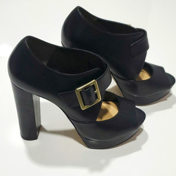 MICHAEL | Michael Kors - Carla Platform - Picture 2 of 8